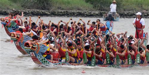 Dragon boats in Hong Kong 